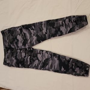 22 Camo cargo pants